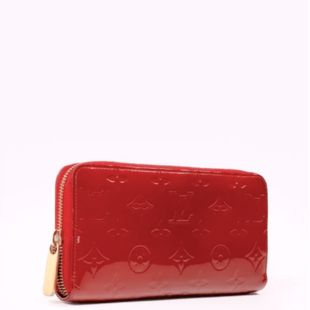 Louis Vuitton Vernis Pomme D’amor Cherry